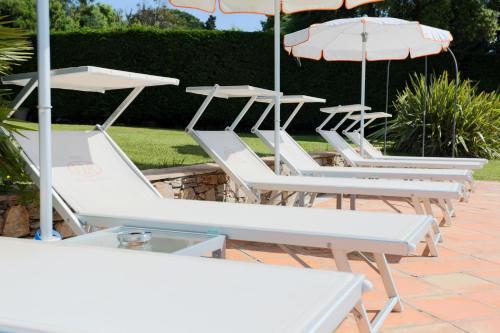 Hotel Villa Les Rosiers Гримо Екстер'єр фото
