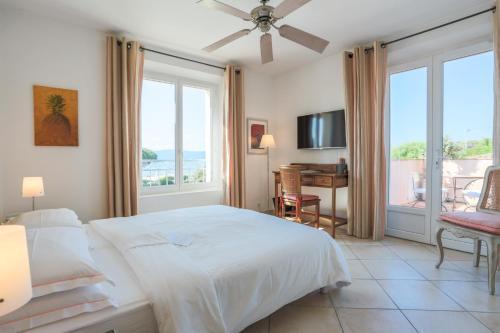 Hotel Villa Les Rosiers Гримо Екстер'єр фото