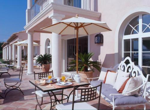 Hotel Villa Les Rosiers Гримо Екстер'єр фото